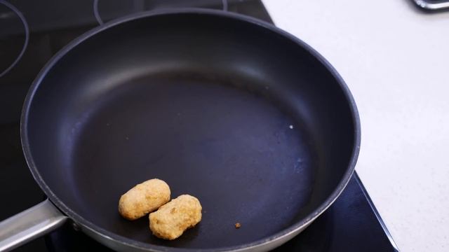 Жертва маркетинга 2.0 | Обзор Хотстеры, Чебупицца, Бельмеши | Горячая штучка | #2 смотреть онлайн