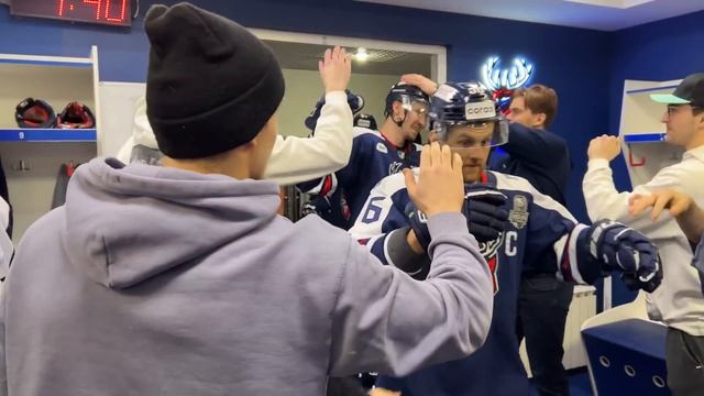 3/16! Победная раздевалка после 5-ого матча! смотреть онлайн