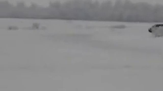 Зимние покатушки за машиной смотреть онлайн