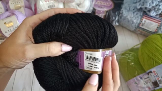 Большая посылка с пряжей.  Интернет-магазин Packwool.ru