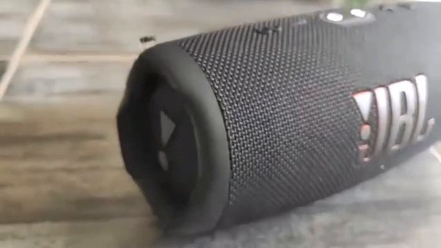 ?JBL Charge 5 BASS TEST?(100%volume) смотреть онлайн