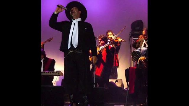 Cuando llora mi guitarra - Chaqueño Palavecino смотреть онлайн
