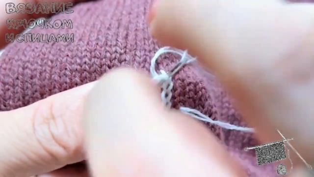 The hole in the sweater is repaired with a sewing needle, it is like new смотреть онлайн