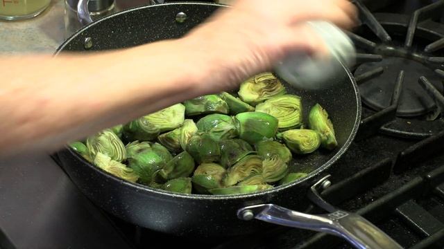 How to cook Baby Artichokes - Italian family Recipe смотреть онлайн