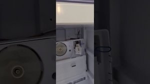 Бирюса ноу фрост не размораживается.  Не работает верхняя камера. Устранение заводского брака.