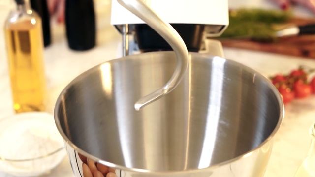 Multifunkční kuchyňský robot PHILCO PHSM 9000 - hnětač смотреть онлайн