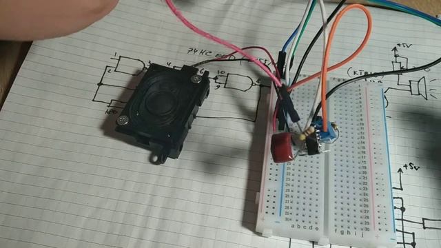 Генератор звука для датчика кода морзе на 74HC00D смотреть онлайн