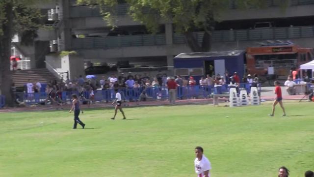 ARC Women's 800m Aggie Open 2015 (Heat 1) смотреть онлайн