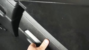 Порвался тросик открытия холодильника на Mercedes Actros евро 6???! Есть решение!