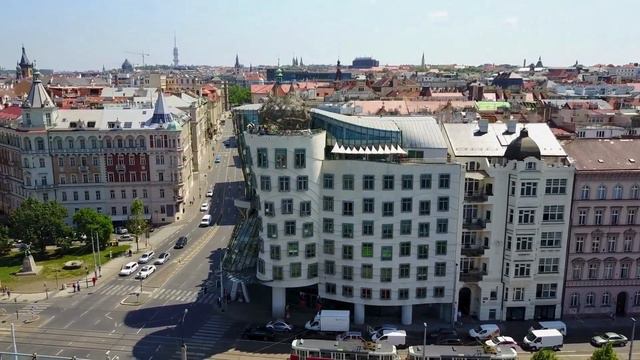 Explore Prague: A Must-See Tourist Destination! смотреть онлайн
