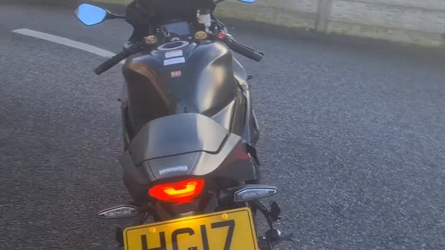 Suzuki GSX-R1000 L7 @mcobikes смотреть онлайн