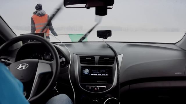 Самоблок на Hyundai Solaris смотреть онлайн