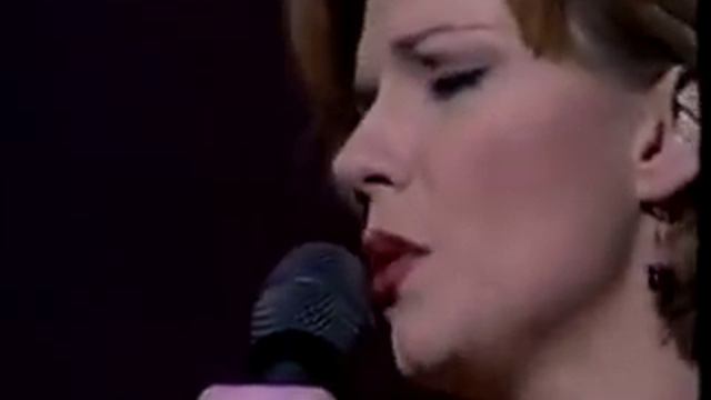 MARTINA MCBRIDE- WHEN YOU ARE OLD смотреть онлайн