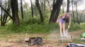 Уф спалила под юбочкой