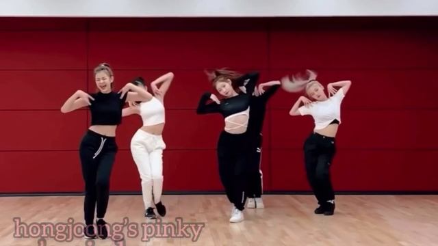 the google translate person sings not shy by itzy смотреть онлайн