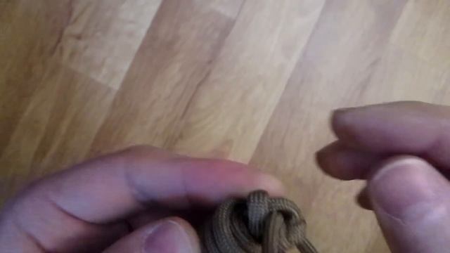 Быстрорасплетаемый брелок из паракорда / Quick Deploy Paracord Key Fob смотреть онлайн