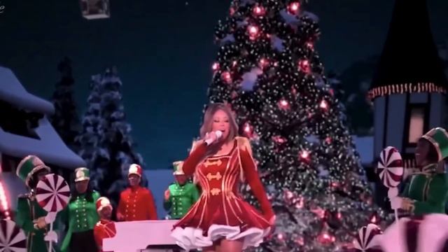 Mariah Carey - All I Want For Christmas Is You (From Mariah Carey’s Magical Christmas Special) смотреть онлайн