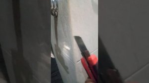 Внешний угол плитки 45 градусов,затирка шва,потайной люк