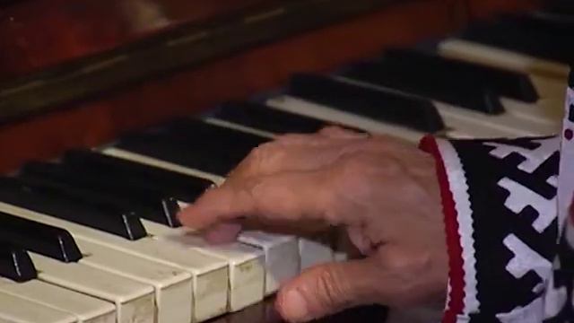 Семен Няруй первый и единственный гений семи нот из рода кочевников смотреть онлайн