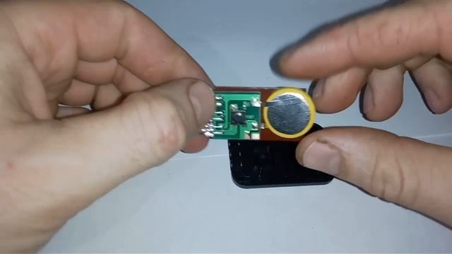 Подделка с сайта АллиЭкспресс .Фонарик с солнечной батареей смотреть онлайн