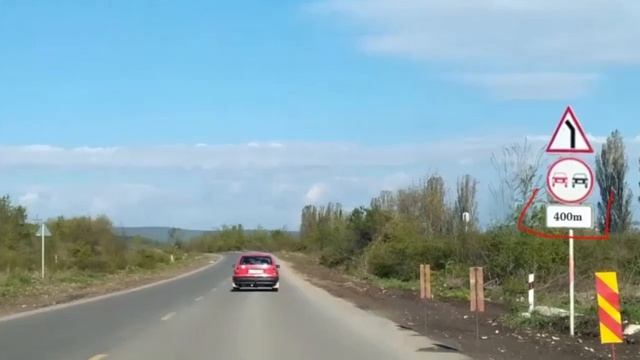 Объяснение на разницу между 2 табличками:?Расстояние до места начала действия знака.?Зона действия. смотреть онлайн