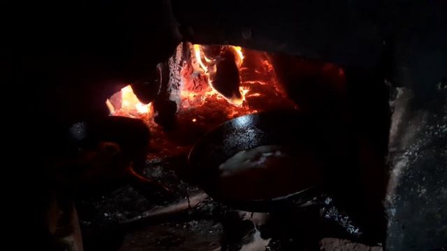 Готовим в Русской Печи: Жарим щуку. смотреть онлайн