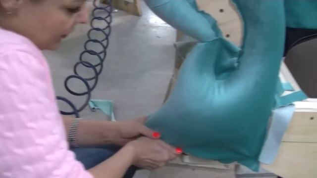 Процесс изготовления дивана KOH-I-NOOR. Time LAPSE (Do-it-yourself furniture. DIY) смотреть онлайн