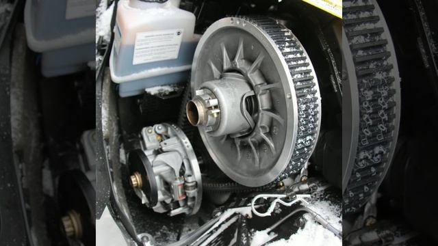 кратко о Ski-Doo Summit 850 E-Tec смотреть онлайн