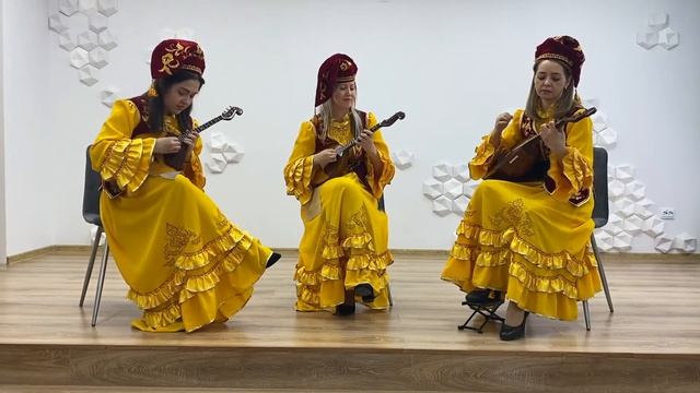 Т.н.п. "Аниса" обр. Ш.Шамгунова, ансамбль "Настроение" смотреть онлайн