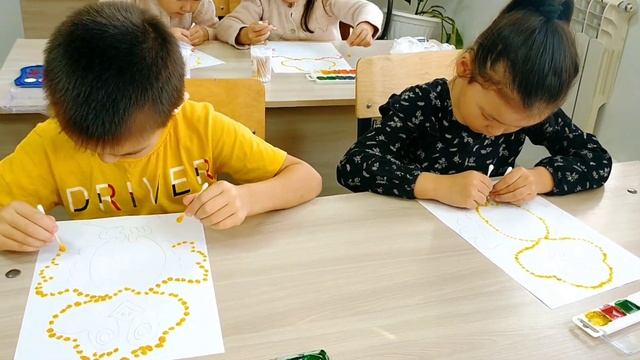 «ПТИЧКА» рисование ватными палочками. смотреть онлайн