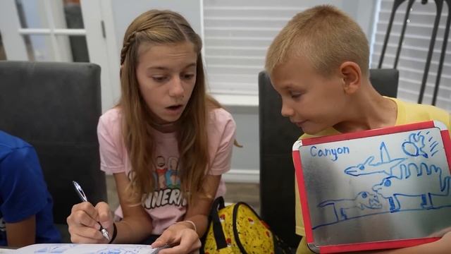 Trouble Kids On A School Bus! смотреть онлайн