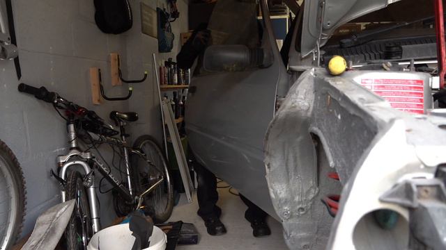 Tidying Up Some Of The Body /// Peugeot 205 1.6 GTI // Running Down A Dream / 5.3 смотреть онлайн