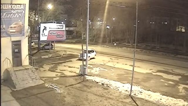 Аналоговая видеокамера IVM-329. Ночная запись. Улица. смотреть онлайн