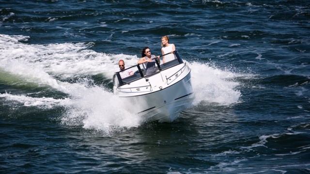 Parker 630 Bowrider