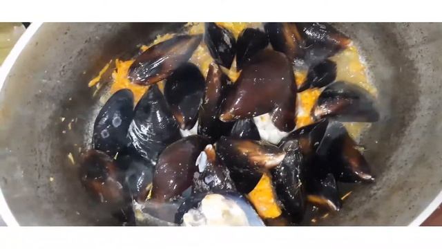 Плов со свежими мидиями в ракушке? смотреть онлайн