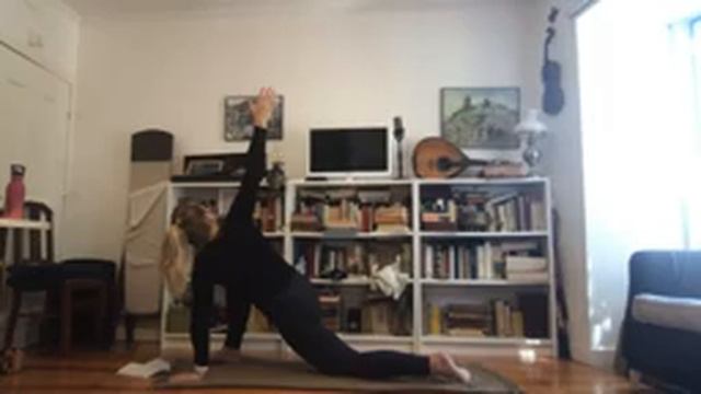 Online Yoga Class - Energy Boost flow смотреть онлайн