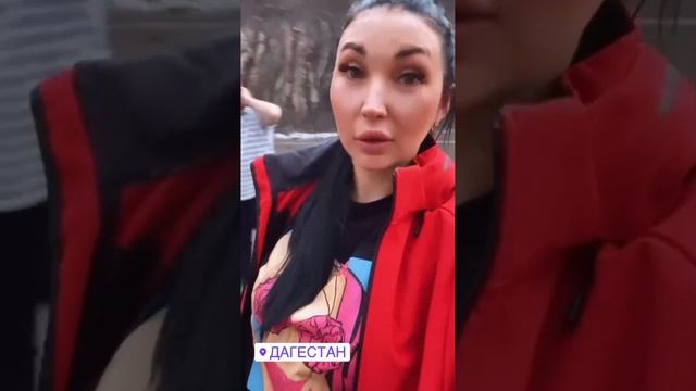 Такого града еще не видели, страшновато было. Туристы о непогоде #дагестан смотреть онлайн
