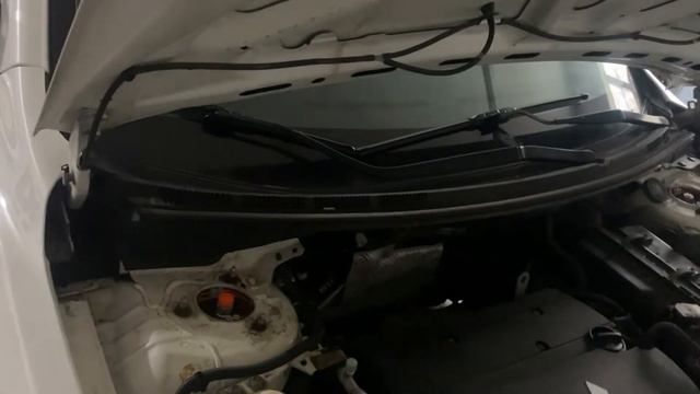 EvoX/Ralliart Hood on Base 2009 Mitsubishi Lancer? (Lancer gets AViD Wheels) смотреть онлайн