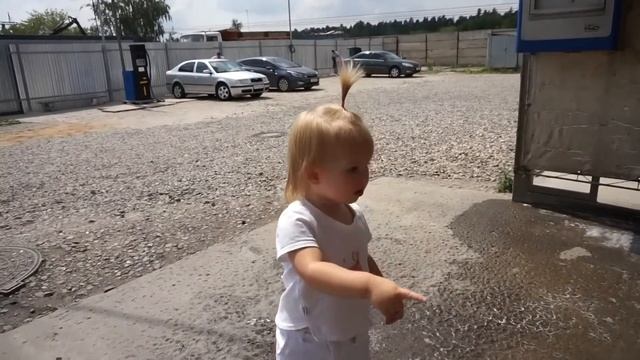 Как отмыть коляску Yoya на мойке самообслуживания. смотреть онлайн