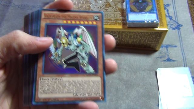 Yugioh Yugi's Legendary Decks Box Opening!!! смотреть онлайн