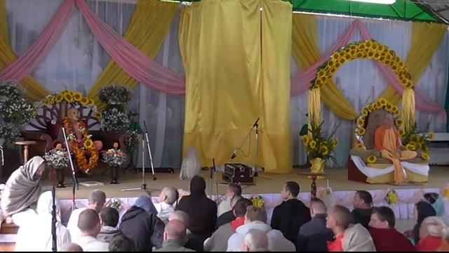2016 08 13 Вьяса пуджа 2 Подношения смотреть онлайн