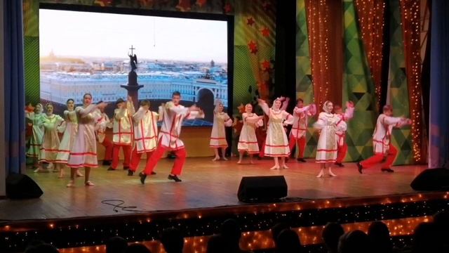 ?Первые 19 человек отправятся в Вооруженные силы РФ.В Мысках идёт осенний призыв. смотреть онлайн