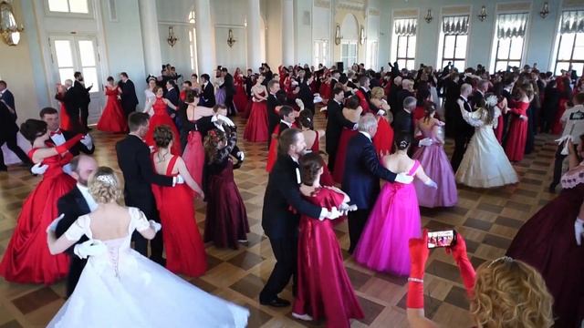 Большой фигурный вальс (Grand figured waltz), танец (dance) смотреть онлайн