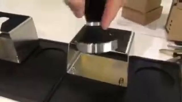 Unbox Victoria Arduino VA388 Black Eagle 3 Groups at Cubes Asia смотреть онлайн