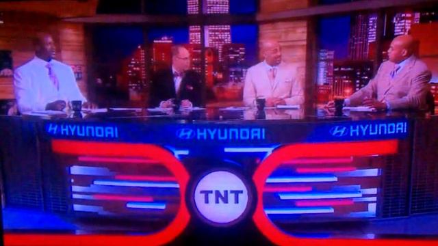 Charles barkley talks about the Philippines смотреть онлайн
