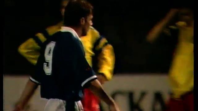 1990 (September 12) Scotland - Romania (EC-1992 Qualifier). Full Game (part 3 of 4). смотреть онлайн