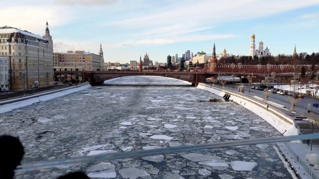 104 МОСКВА 070122 ЗАРЯДЬЕ, 4К60 ТЕЛ смотреть онлайн