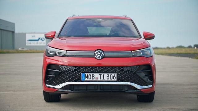 2024 Volkswagen Tiguan R-Line | Revealed First Look смотреть онлайн