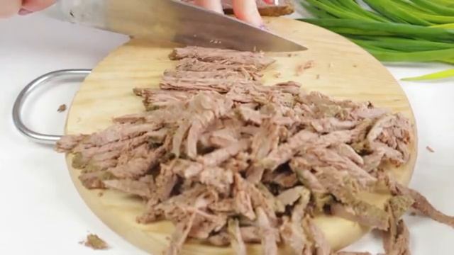 Этот Салат не просто удивил, он Ошеломил! Королевский салат со СВЕКЛОЙ и Мясом! Просто, Но Вкусно! смотреть онлайн