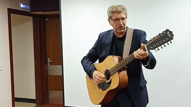 Автор-исполнитель патриотической песни Владимир Мазур и его песня "Афганская статистика" смотреть онлайн